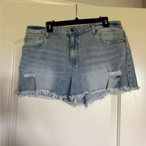 Kut from the Kloth Light Blue Frayed Jean Shorts
